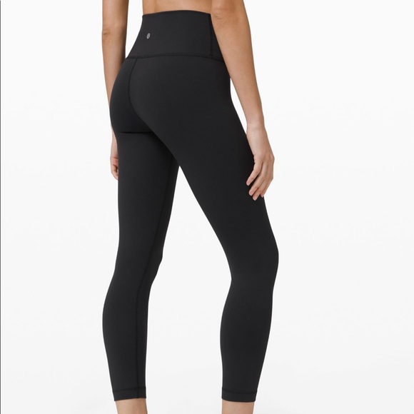 black lululemon wunder under leggings - Picture 2 of 2